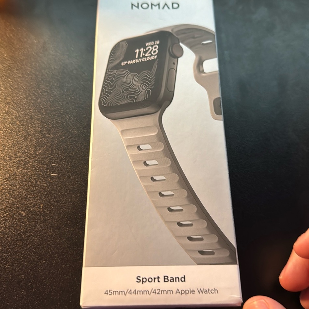 Nomad Sport Band